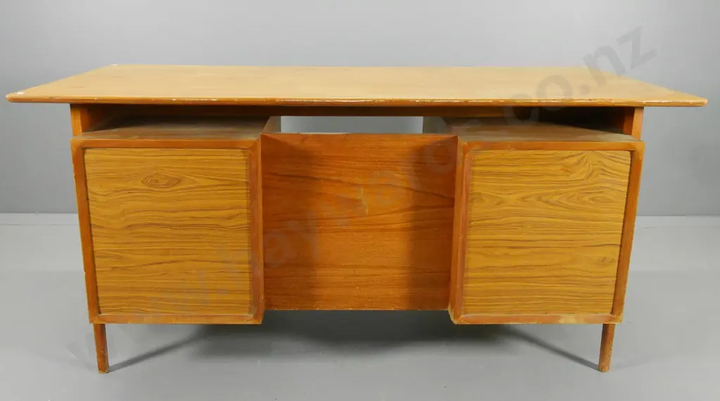 mid-century Scandinavian style teak double pedestal 5-drawer desk - polish needs attention H720 W1520 D710 Image 1++