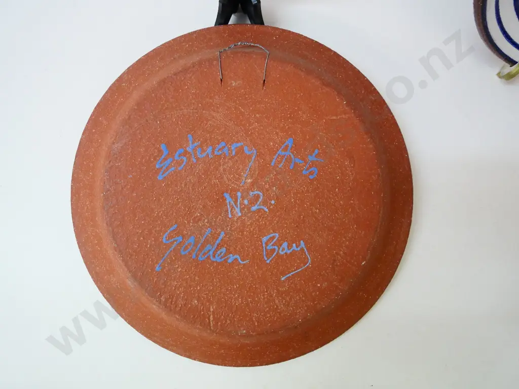 two hand-painted Estuary Arts Golden Bay decorative chargers/plates with wire hangers - diameter 340 Image 1++