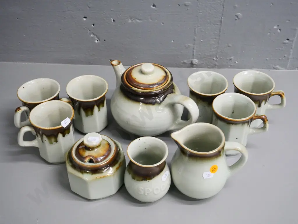 Clay Craft New Zealand pottery tea/coffee set - teapot, 6 mugs, cream & sugar and spoon pot Image 1++