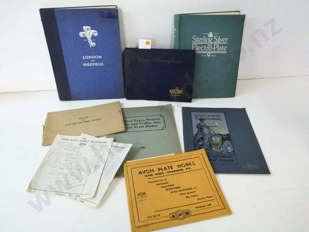 7 vintage illustrated catalogs for silver plated ware, trophies, etc. - Avon Plate Works Whangarei, others English Image 1++
