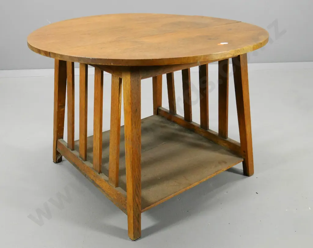 deco oak round slatted side coffee table with shelf - splitting, polish needs attention H-470 Diameter 680 Image 1++