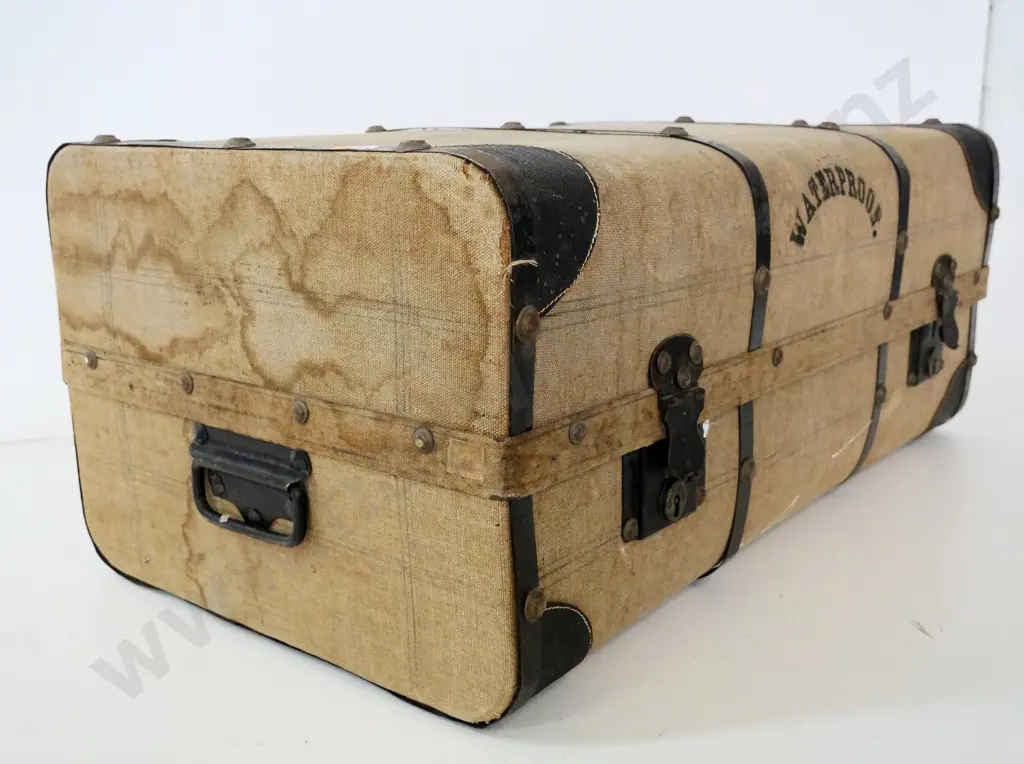 vintage travel trunk - canvas & board w/ metal strapping & catches, leather corners: staining and wear H310 W740 D410 Image 1++