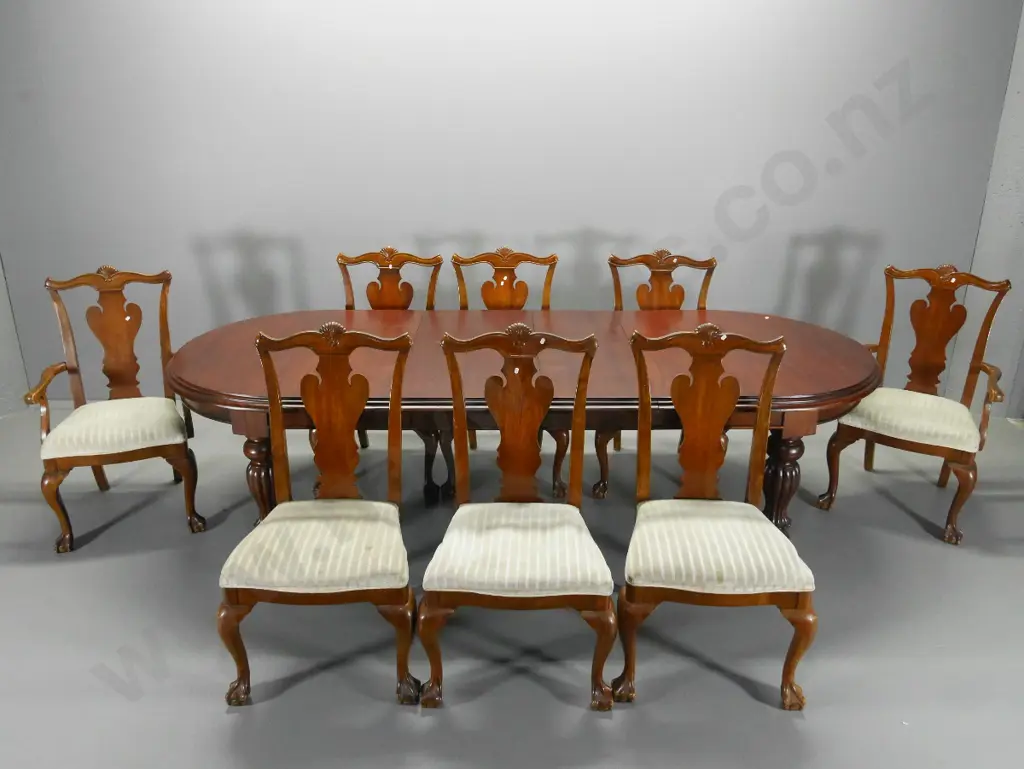 vintage mahogany oval dining table, 2 leaves, crank,  brass casters, 8 splat back chairs H770 W1100 L2580 Image 1++