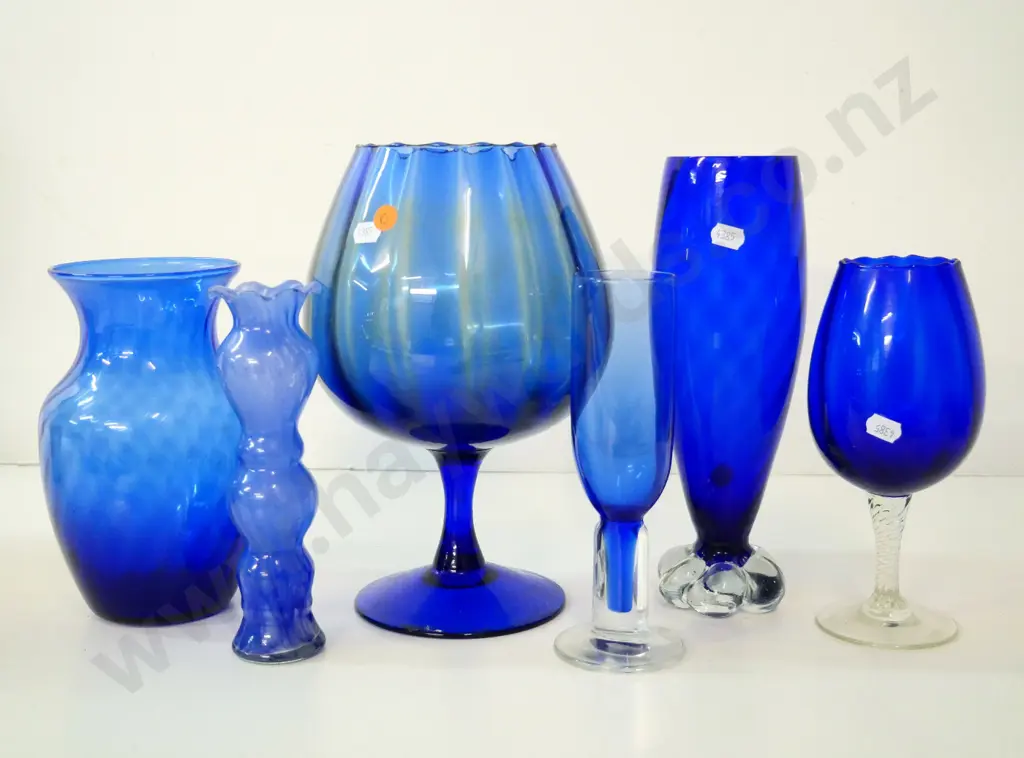6 assorted blue glass vases and glasses including swirled small vase and large goblet H-280 Image 1++