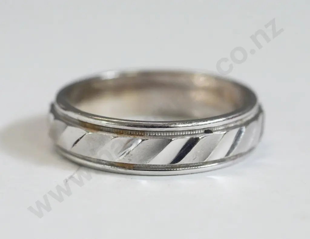 14k mans silver ring  stamped 14k Image 1++