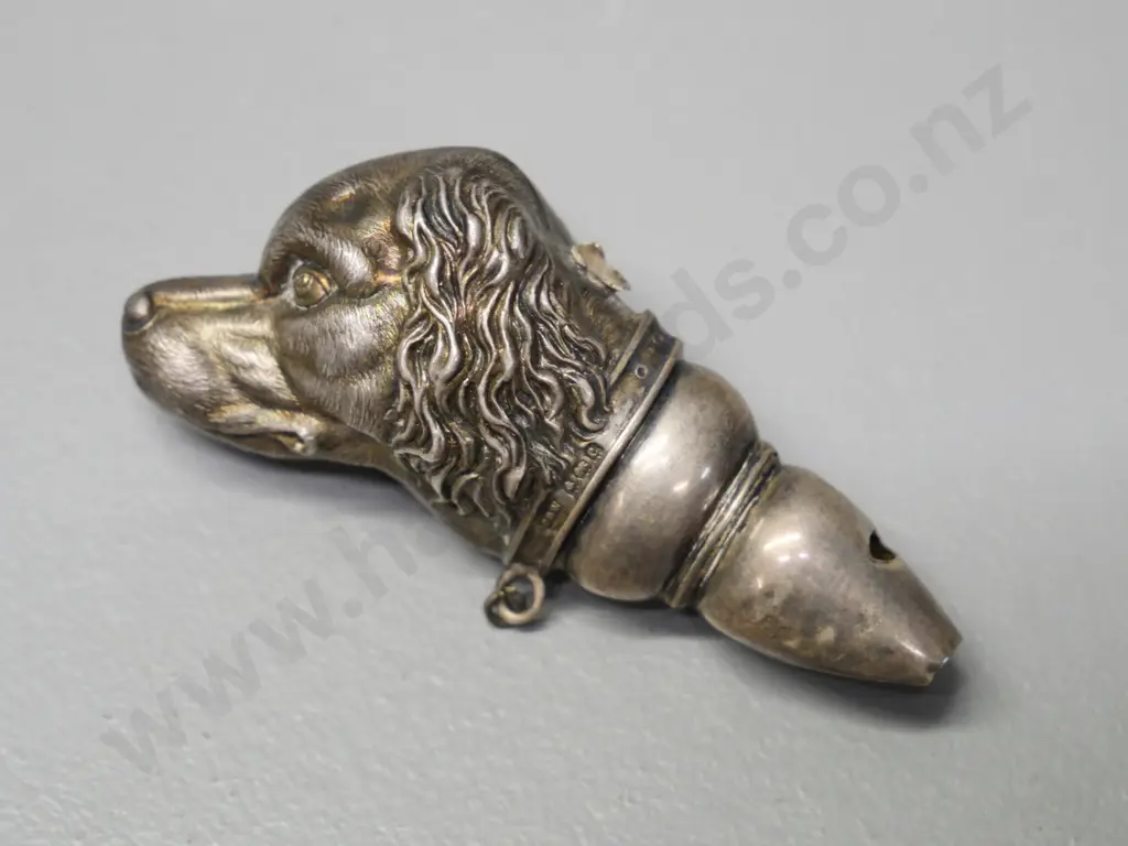 sterling silver whistle in the shape of a dog's head, piece broken off may have been handle or chain attachment L90 Image 1++