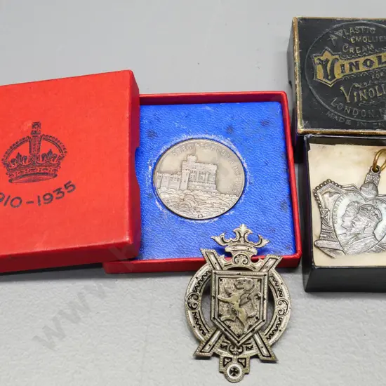 1935 George V silver jubilee coin, 1902 Edward VII coronation pendant, unmarked ornate enamelled metal badge
