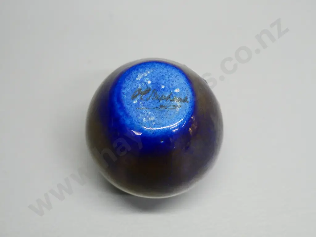 small heavy OC Stephens pottery vase with blue and gold lustre finish H-70 Image 1++