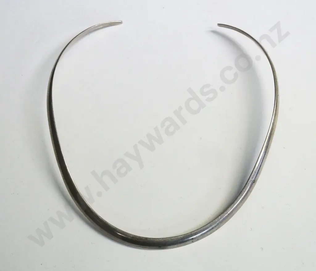 silver choker necklace stamped 925 Image 1++