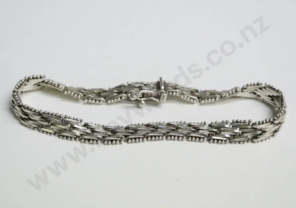 silver bracelet stamped 925 Italy Image 1++