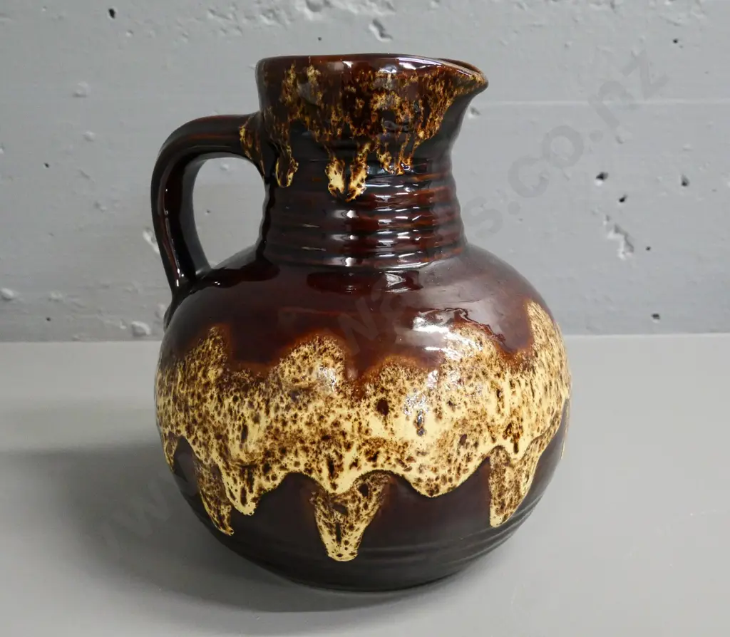 brown trickle glaze German pottery jug vase H-220 Image 1++
