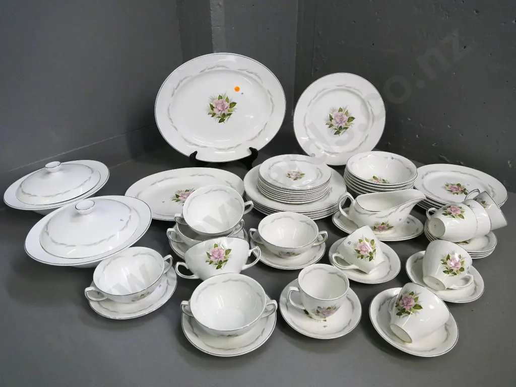 large Grindley 'Baroness' pattern 6 place dinner set w/ashetts, covered veges, soup bowls, etc. - some fine crazing Image 1++