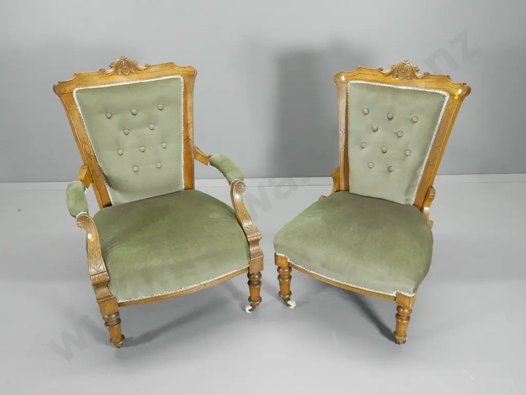 2 Edwardian walnut gent's and lady's chairs - carved detail and button back velvet upholstery; larger is H940 W660 D620 Image 1++