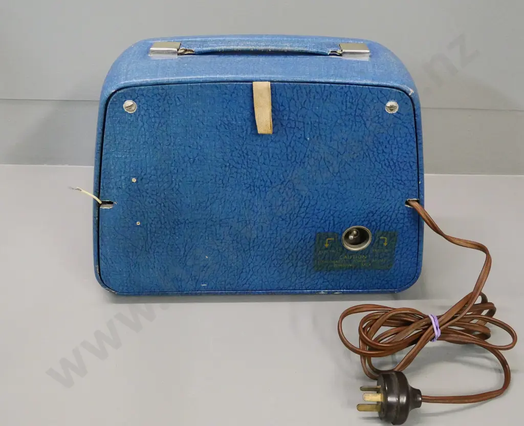 Pacemaker vinyl and plastic cased portable valve radio H-250 W-340 - going Image 1++