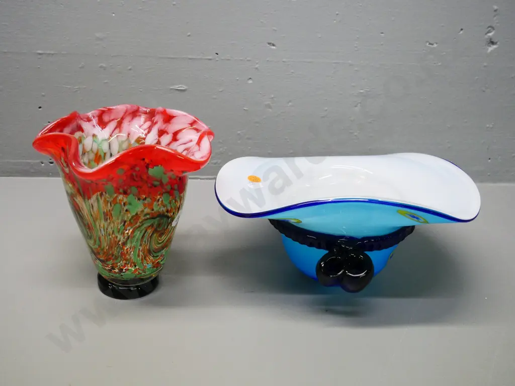 2 pieces of art glass - a multi-colour mottled vase H-180 and a blue millefiore white-lined hat vase/bowl Image 1++