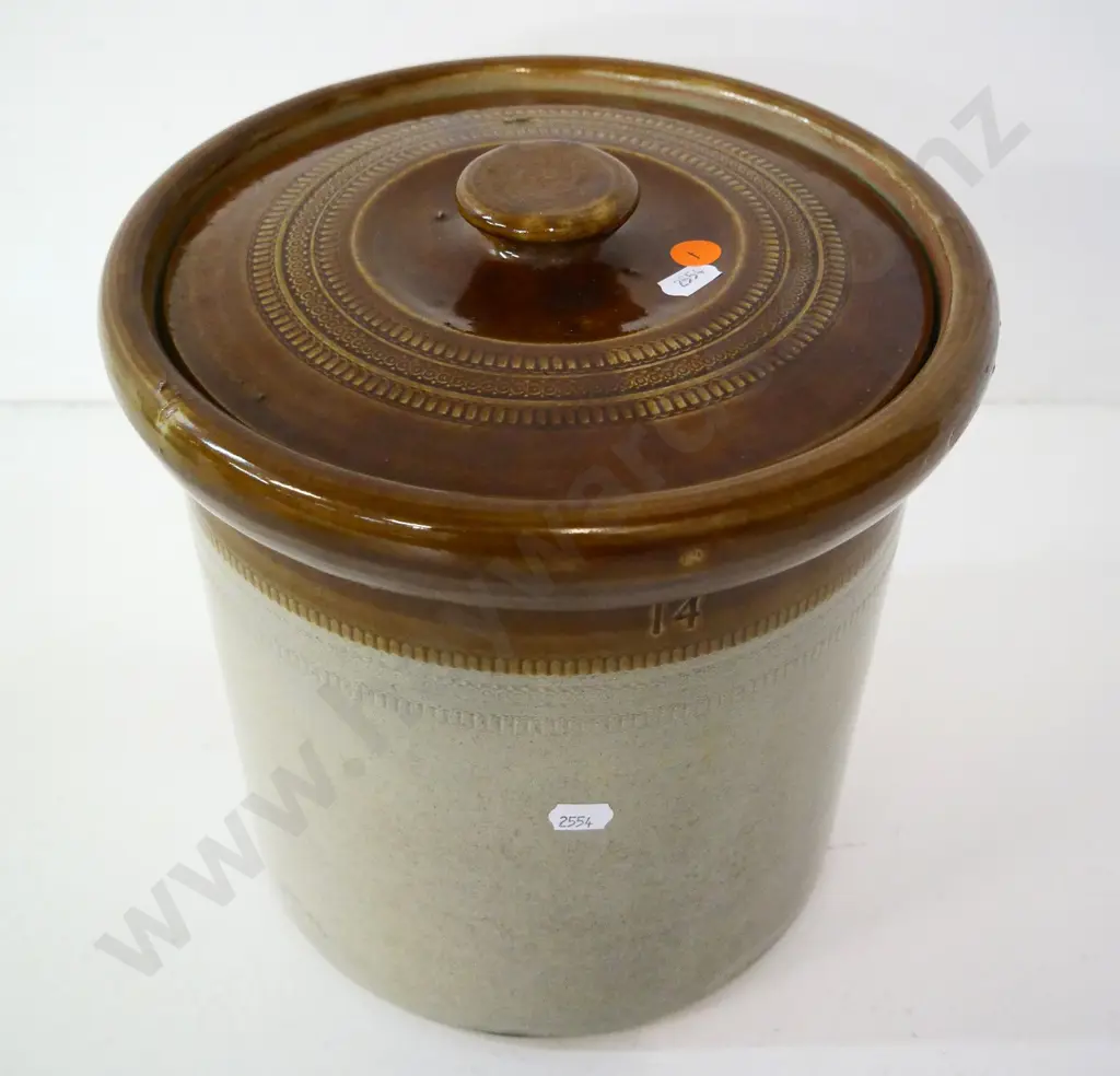 Timaru Pottery Stour Ware lidded crock - stamped size 14. H-270 Diameter 260 Image 1++