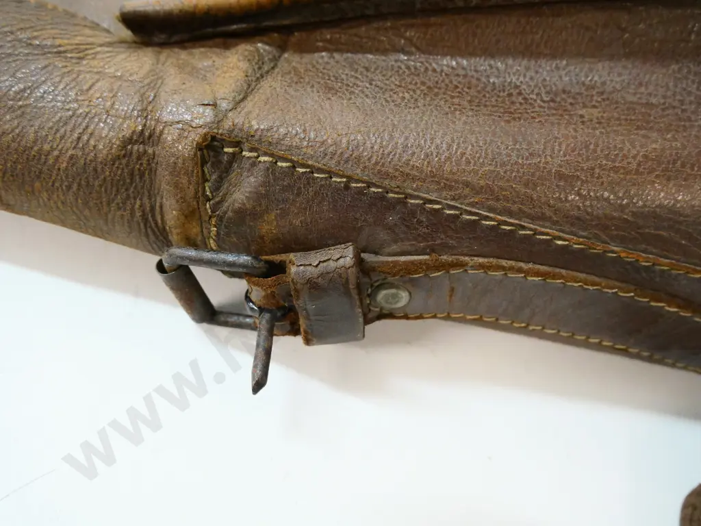 vintage soft leather piano accordion bag with shoulder and closure straps H-480 - some wear and tear Image 1++
