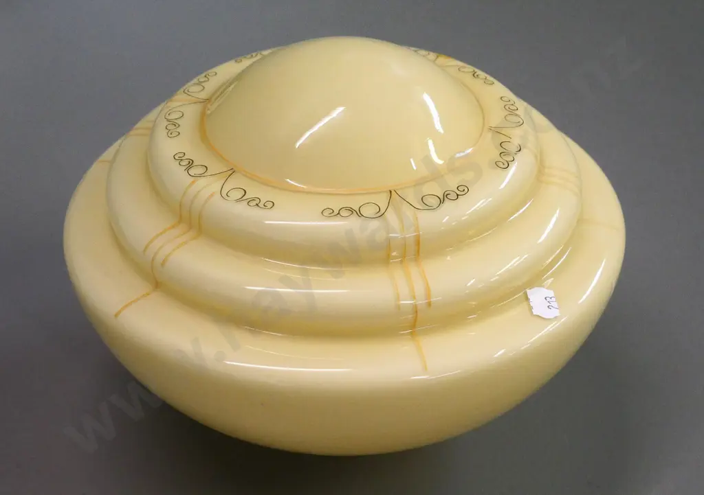 retro ceiling light shade, no journal - cream glass with gilt pattern H-180 Diameter 230 Image 1++