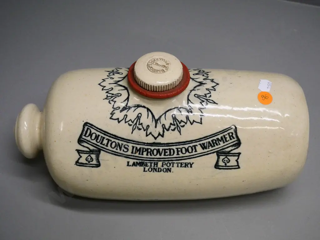 Doulton-Lambeth pottery foot/bed warmer with screw stopper Image 1++