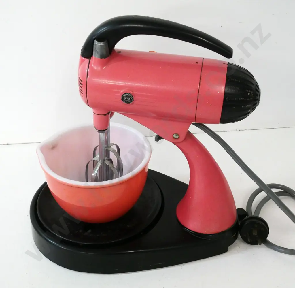 vintage rose-pink Sunbeam cake mixer with small bowl H-350 L-330 Image 1++