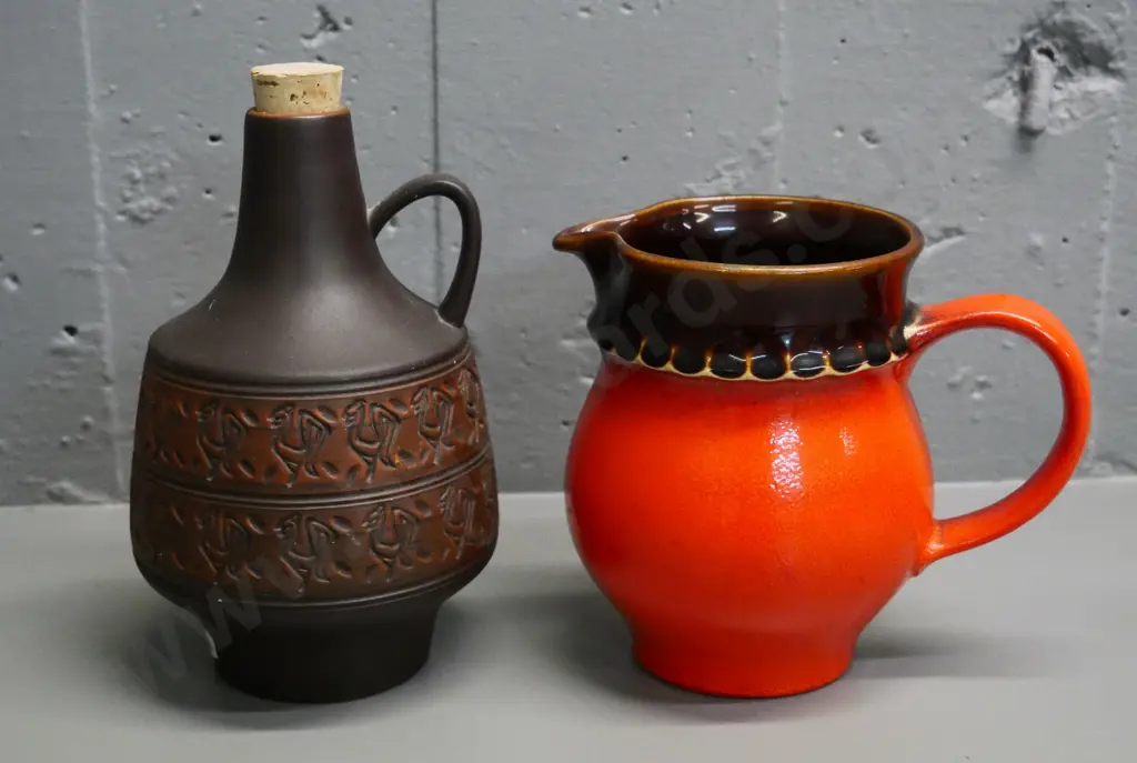 2 German(?) pottery items - vase and a cork-stoppered bottle H-220 Image 1++