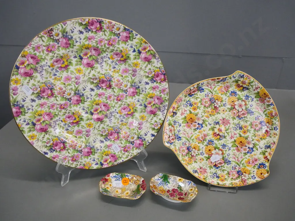 4 pieces of all-over-floral china - 3 Royal Winton, largest plate D-270, smaller plate unknown mark Image 1++