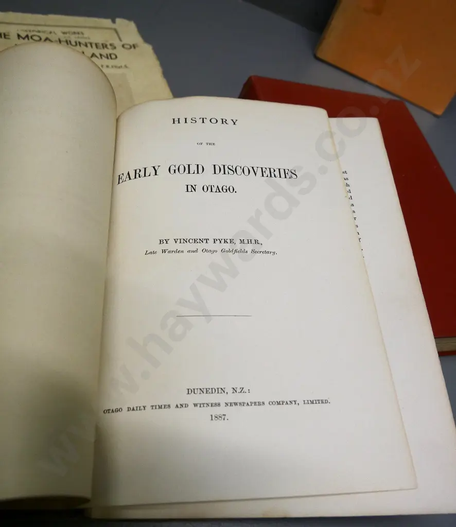 3 New Zealand books - Buick's Moa Hunters, History of Early gold Discoveries, Herries Beattie; all have wear & tear Image 1++