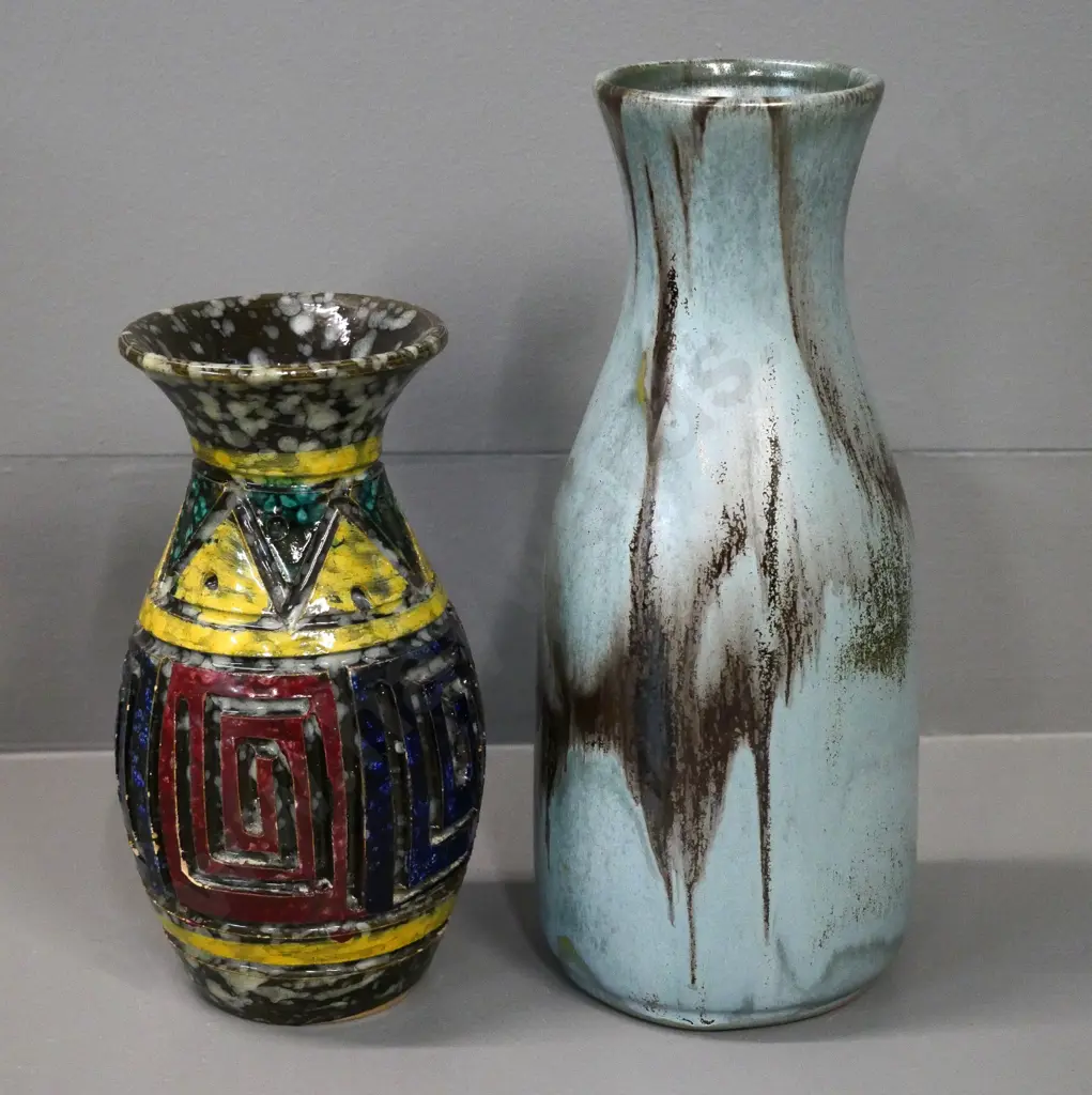 Blue Mountain pottery grey-blue and brown vase H-250 and a retro incised hand-painted & mottled vase, no makers marks Image 1++