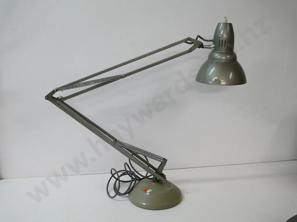 metallic green Superlux Gartner AKL anglepoise lamp - various marks, plug cut off. Shade diameter 170 Image 1++