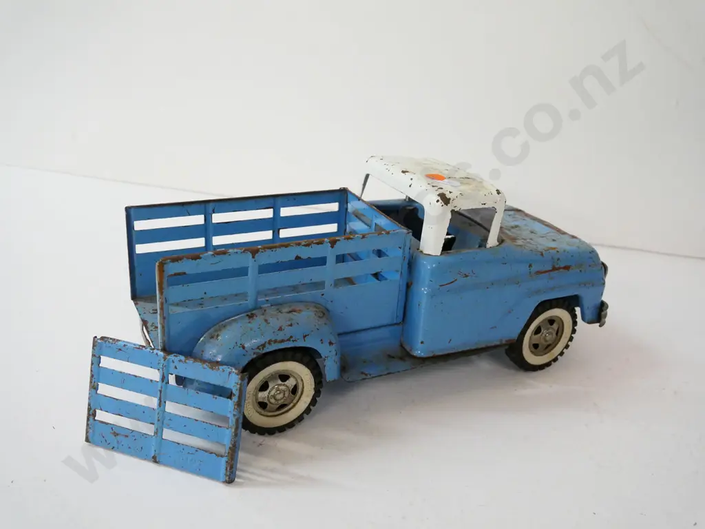 vintage Tonka pickup truck with Shell decal - has corrosion and pitting L-350 Image 1++