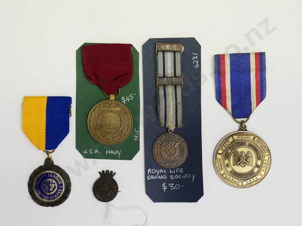 5 medals-US navy, US navy league, Retired Officers Ass 1926, Royal Life saving & Navy League Image 1++
