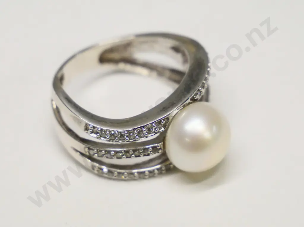 pearl & cz dress ring stamped 925 Image 1++