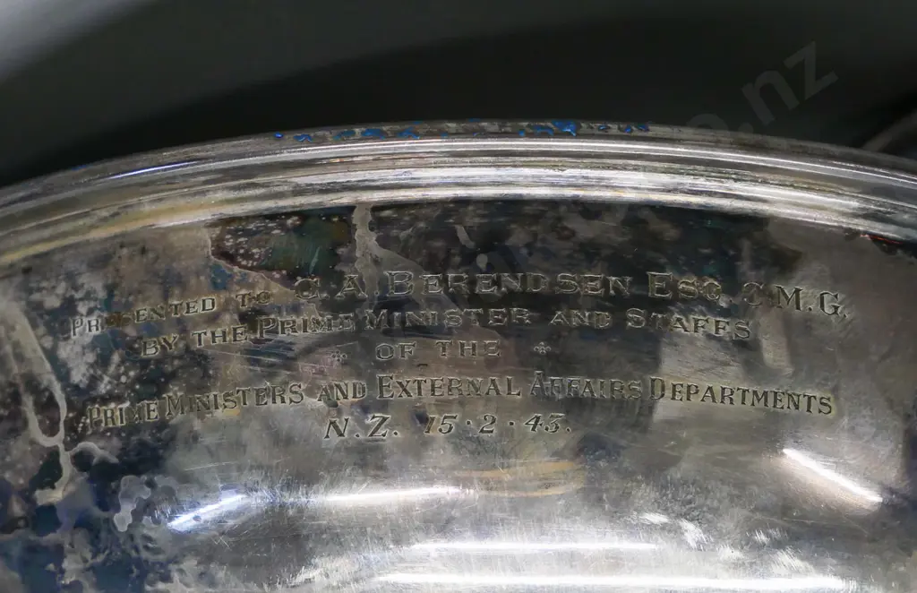 2 deco vintage plated serving dishes with 1943 inscriptions from NZ government war cabinet & external affairs Image 1++
