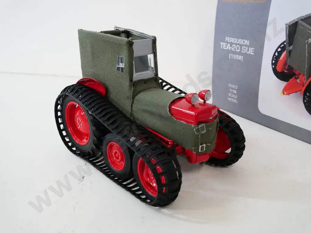 boxed Universal Hobbies die-cast model vehicle - 1:16 scale 1958 antarctic expedition Ferguson Tea-20 tractor Image 1++