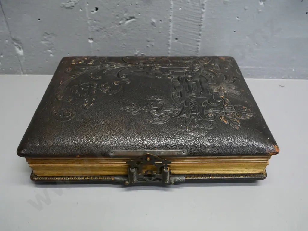 large collection of Victorian vintage photographs & a worn photo album: Dunedin, Timaru, Gore, Invercargill, Temuka etc. Image 1++