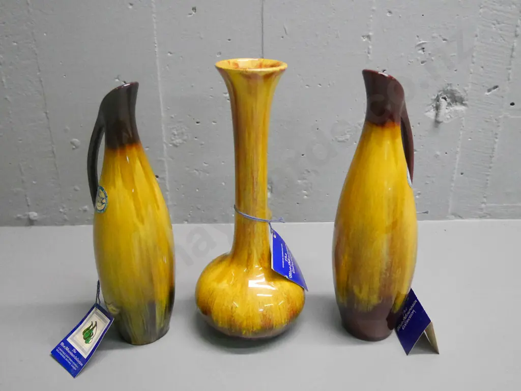 3x Blue Mountain vases Tallest H-280 Image 1++