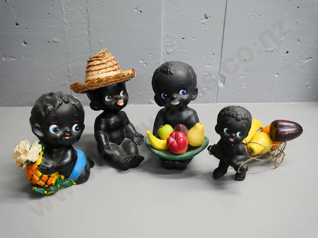 4 retro figures, one with faux fruit in cart - some minor paint loss, tallest H-180 Image 1++