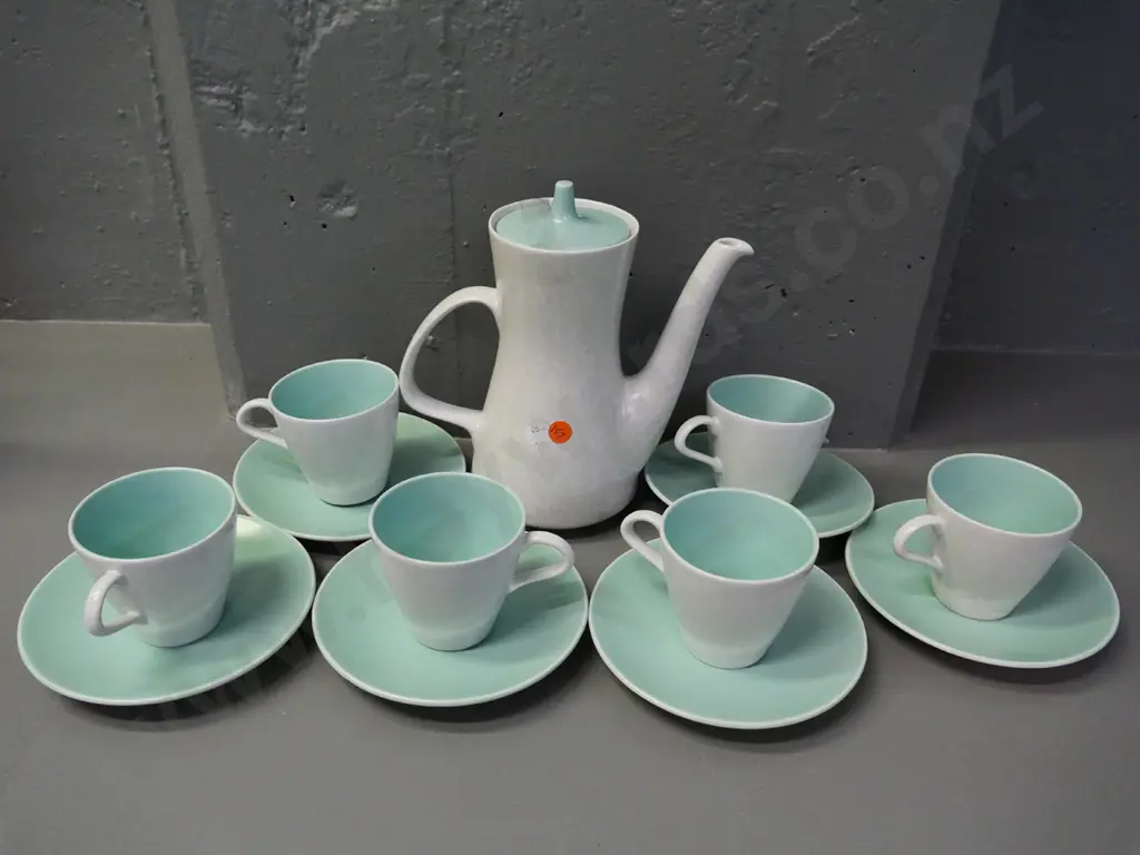 Poole 7-piece coffee set with coffee pot H-210 W-210 Image 1++