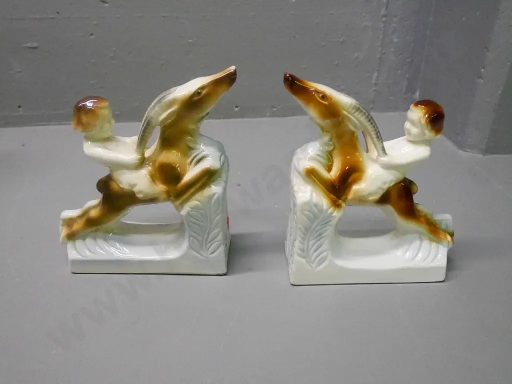 pair of porcelain bookends H-180 Image 1++