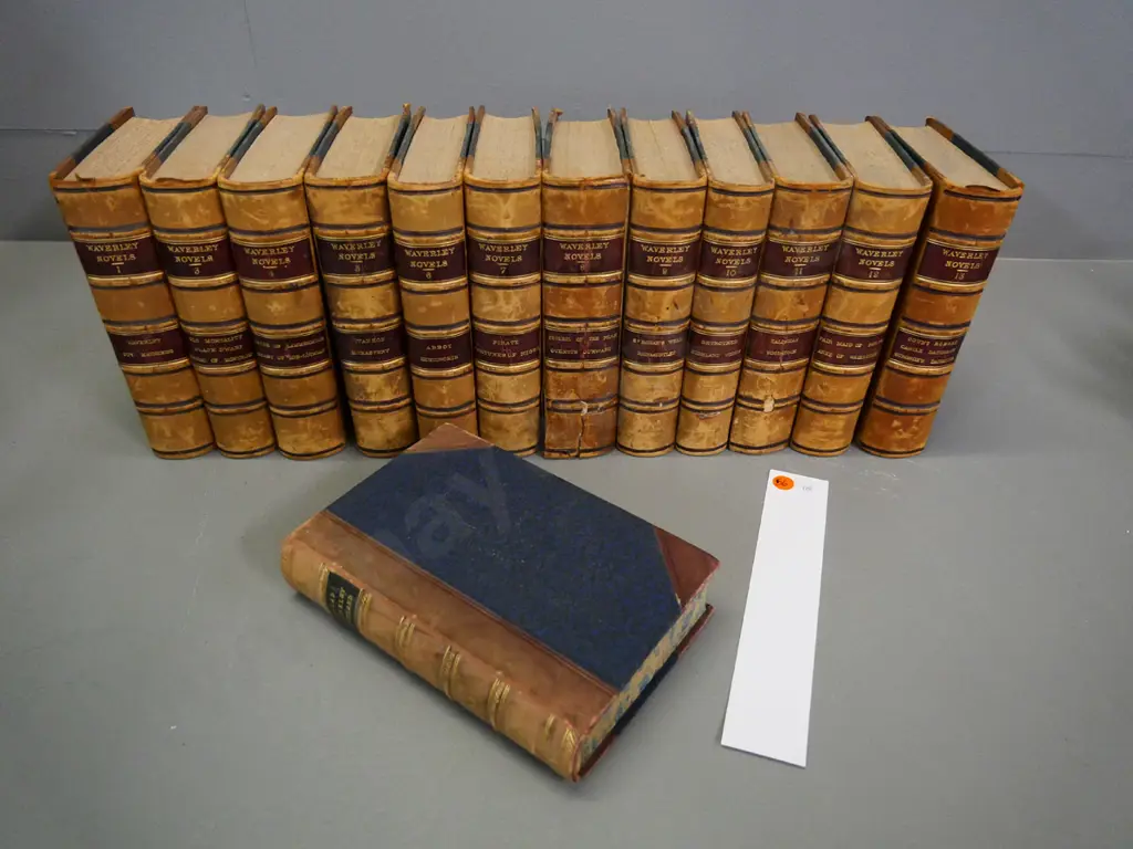12 leather bound volumes Sir Walter Scott's Waverley novels (missing vol.2) & 1872 'Ballad Minstrelsy' - some wear Image 1++