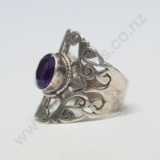 silver ring with amethyst stamped 925