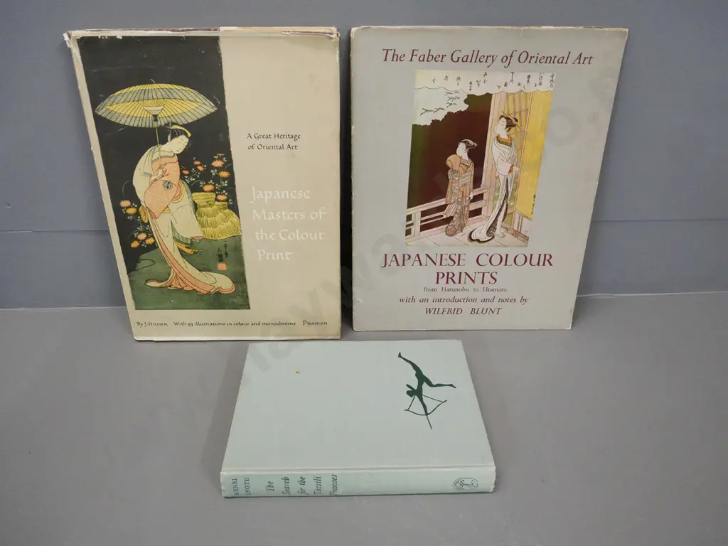 3 art books - 2 on Japanese colour prints (wear to DJs) and Henri Lhote's Search for the Tassili Frescoes - no DJ Image 1++