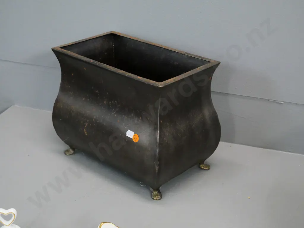 small metal planter with 4 brass feet - marked made in India  H-220 W-280 D-180 Image 1++