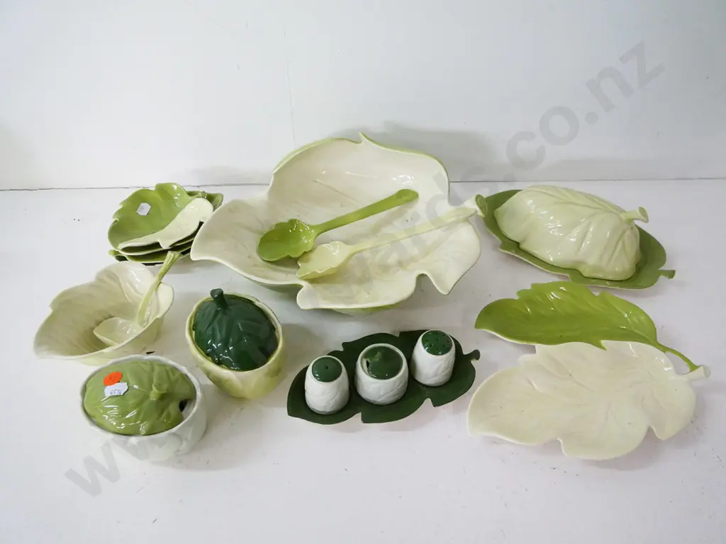 assorted Carlton Ware green leaf pattern items including salad bowl with servers, cover butter dish, condiment set, etc. Image 1++