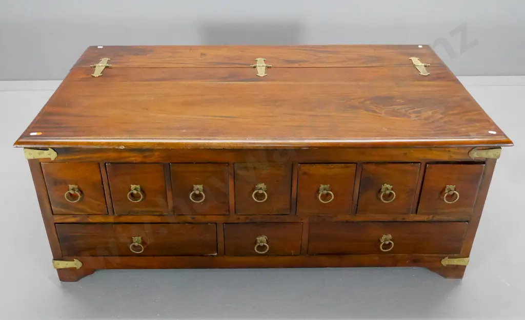reproduction large chest/coffee table w/10 small drawers, lift top, brass handles & hinges H470 W1230 D750 Image 1++
