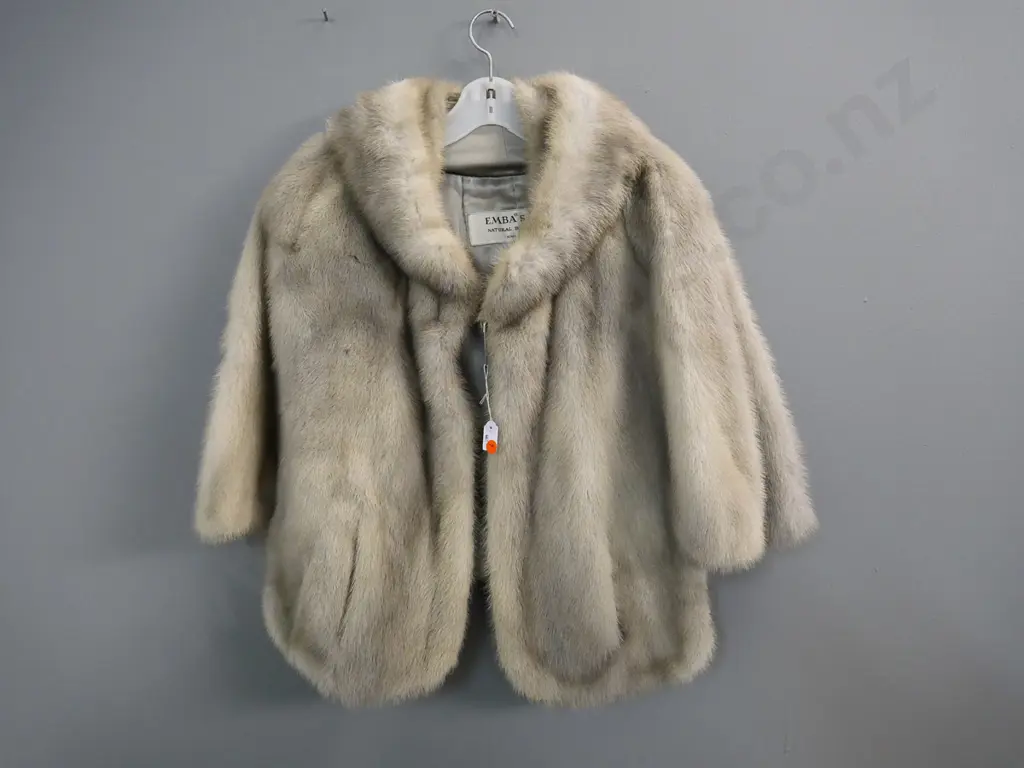 grey mink short cape Image 1++