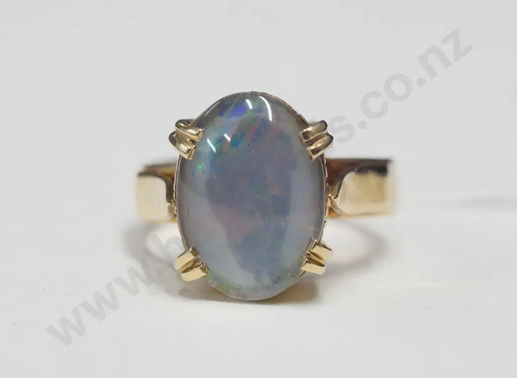 9ct opal dress ring stamped 9ct Image 1++