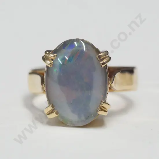 9ct opal dress ring stamped 9ct
