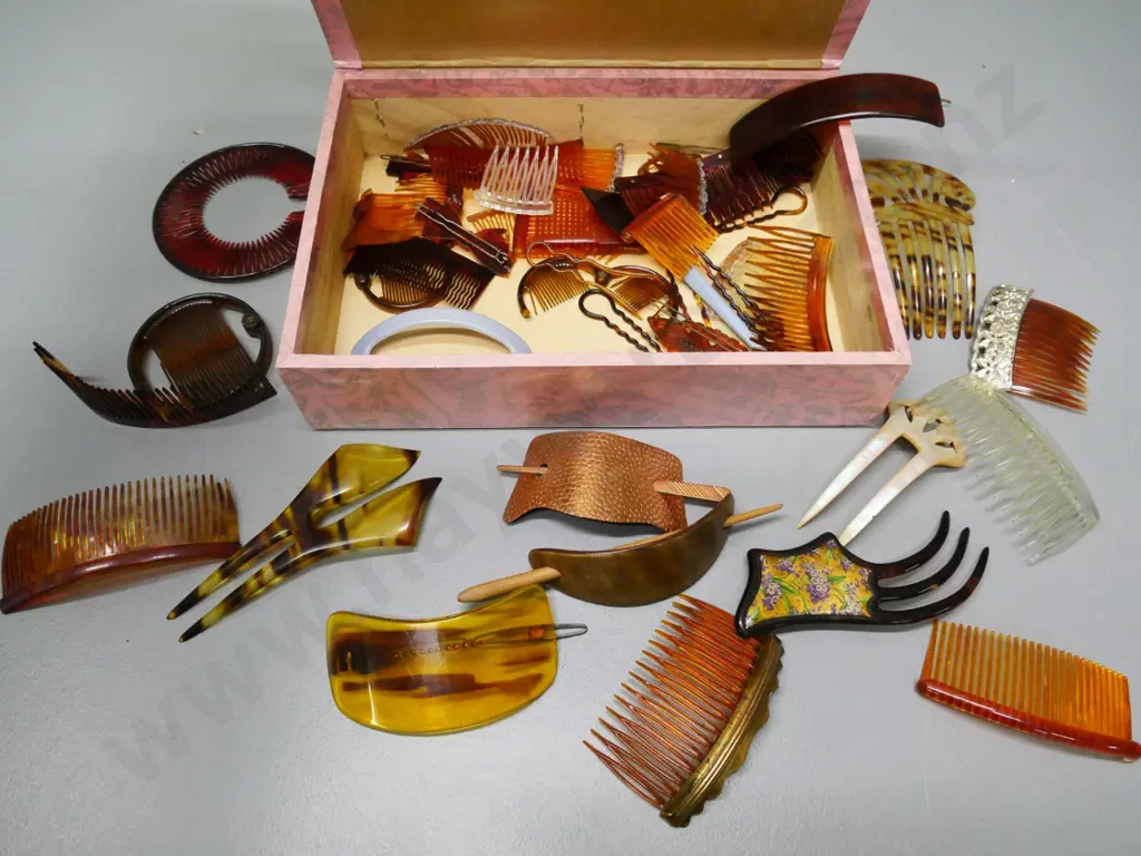 assorted faux tortoise shell and other hair combs in chocolate box Image 1++