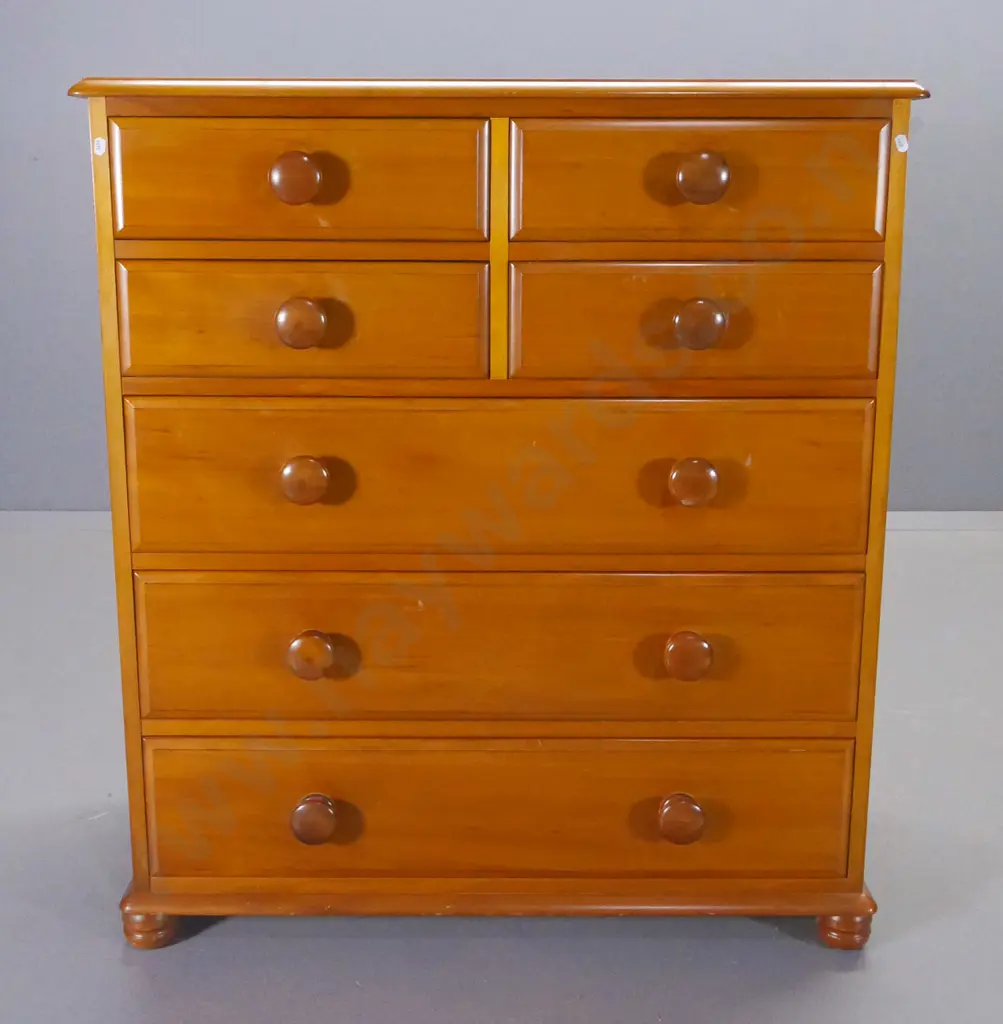 kauri 7-drawer Scotch chest - some marks on top H1000 W880 D430 Image 1++